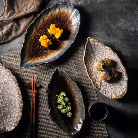 Assiette feuille japonaise en grès Granit, petite ou grande