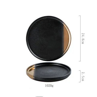 Assiette japonaise en céramique noire et or Rubis, vue 5