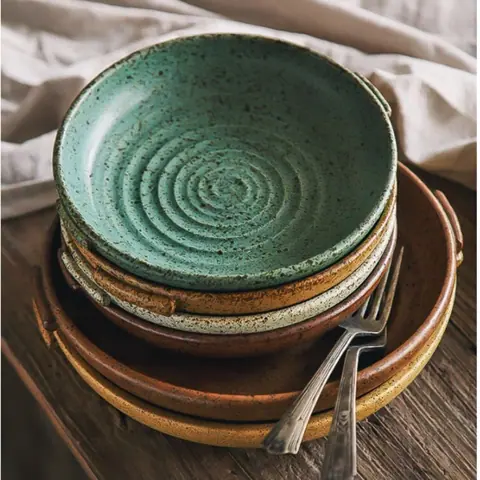 Assiette japonaise en grès émaillé Shirakawa