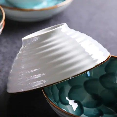 Bol japonais en grès émaillé vert limon, 15 cm