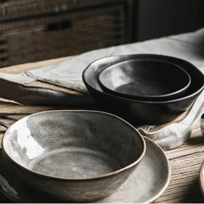 Bol japonais en grès émaillé Uji, gris ou noir métallique, vue 2