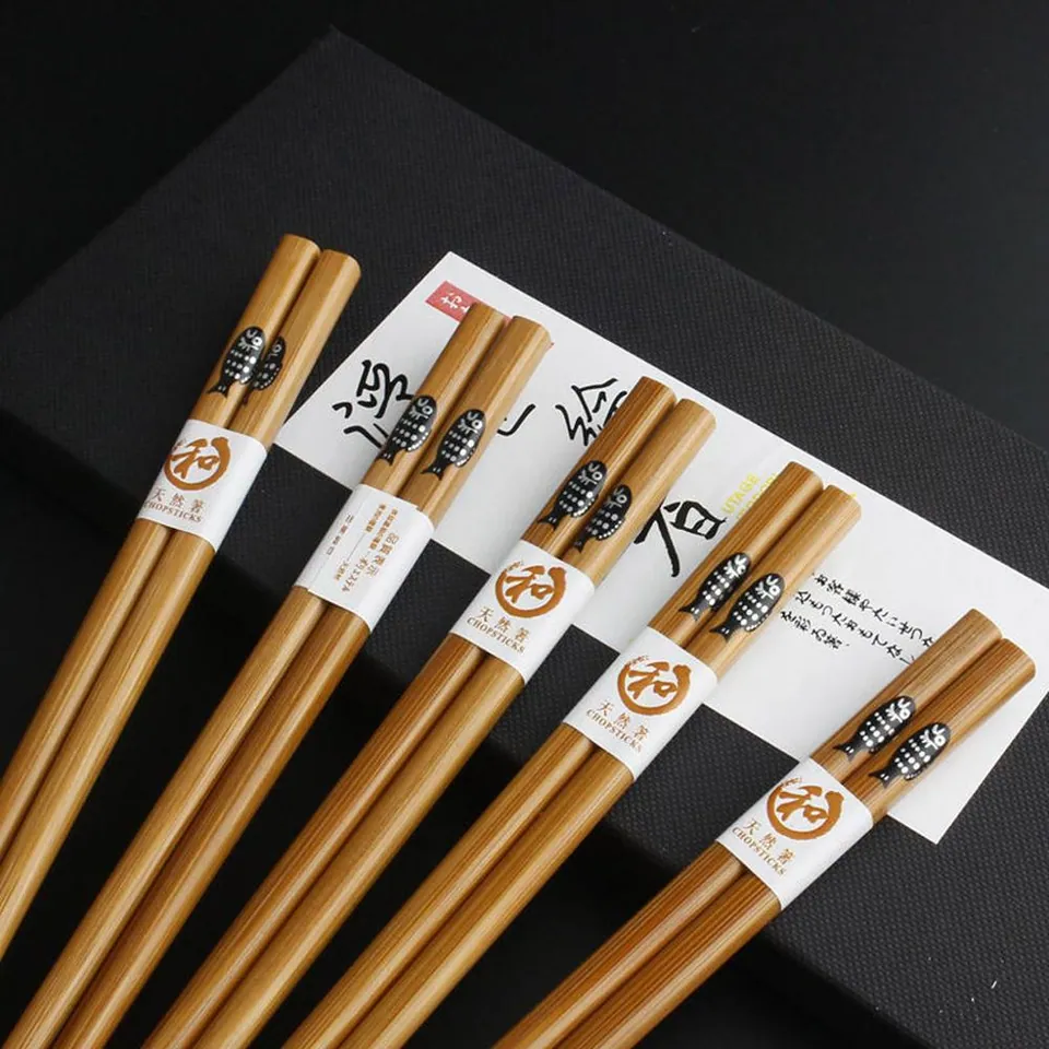 Coffret de baguettes japonaises en bois laqué Carpe, vue 4