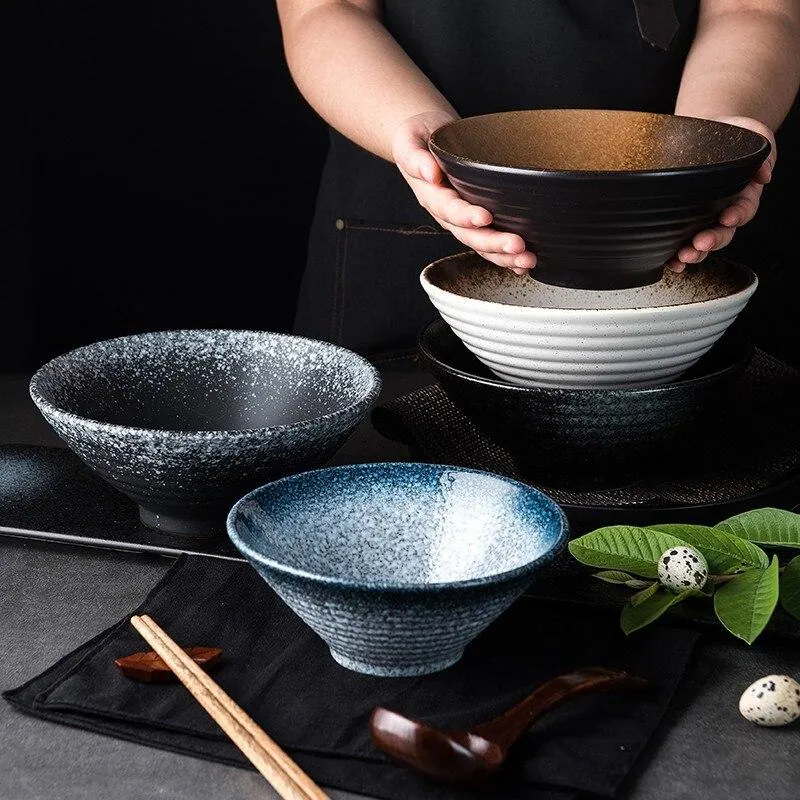 Grand bol à ramen japonais en grès Ultramarin, vue 3