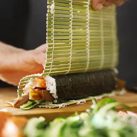 Natte à sushi en bambou vert Sanctuaire, 24 × 24 cm