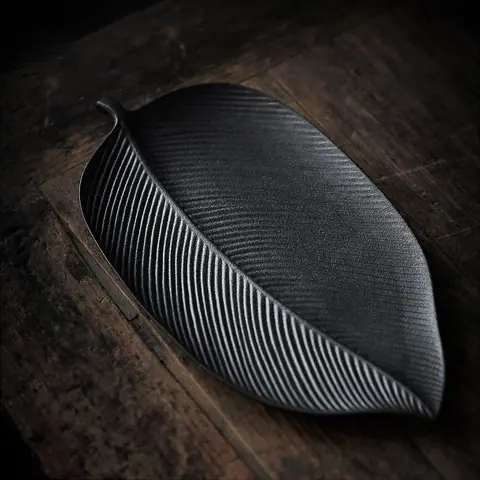 Plateau à thé japonais en feuille noire laquée Vanille