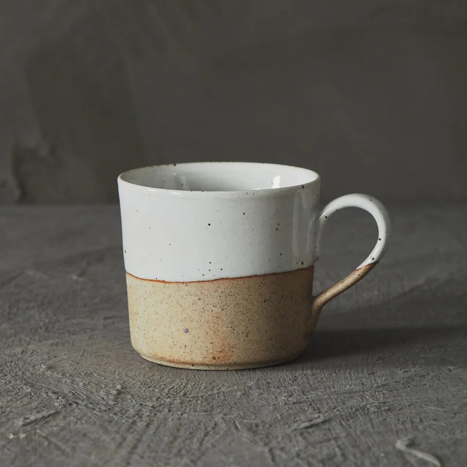 Tasse à café en grès émaillé avec anse Jade, vue 4
