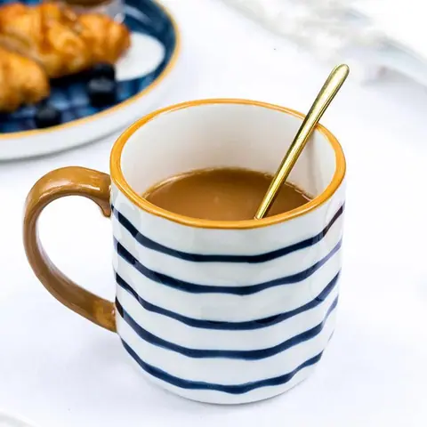 Tasse japonaise en grès à rayures bleues Cobalt
