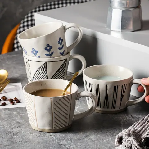 Tasse Azimut en grès émaillé, 280 ml, décors floral ou graphique