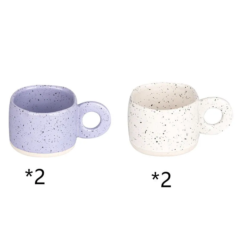 Tasse en grès mouchetée à anse ronde Sable, vue 3