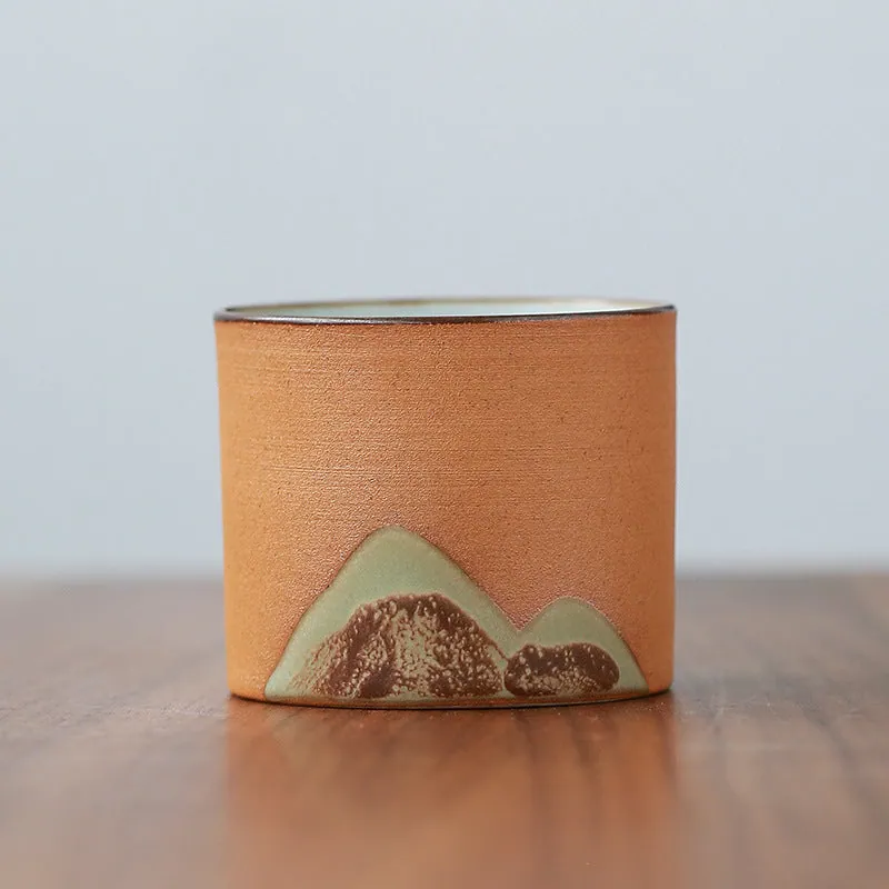 Tasse japonaise en grès texturé, motif montagne Bizen, vue 3