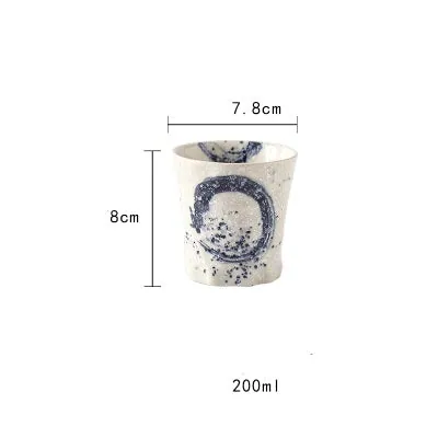 Tasse japonaise en céramique à décor bleu cobalt Cobaltique, vue 2