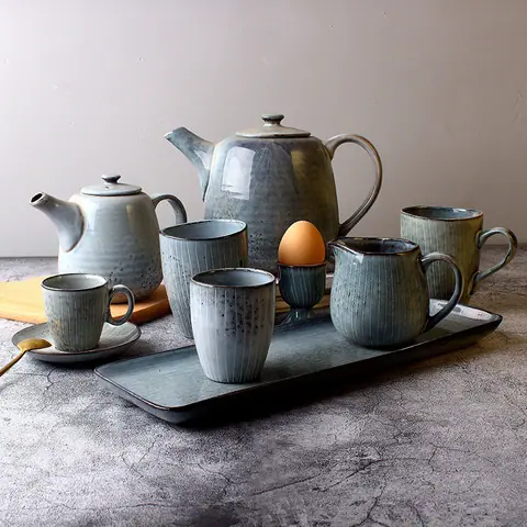 Théière japonaise en céramique bleue Magnolia