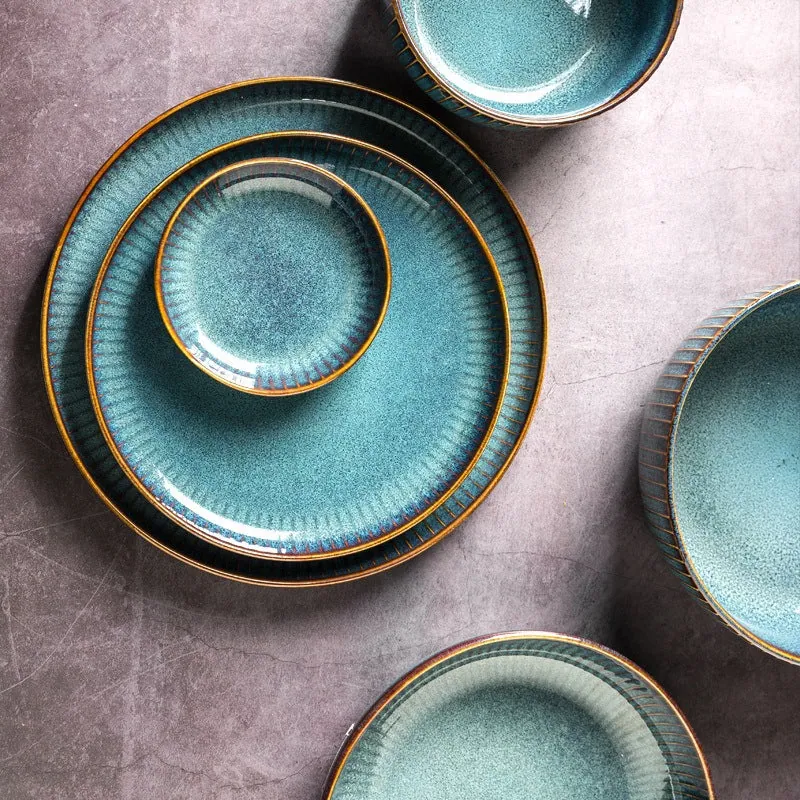 Vaisselle en porcelaine, collection Noyer, bols et assiettes, porcelaine et céramique