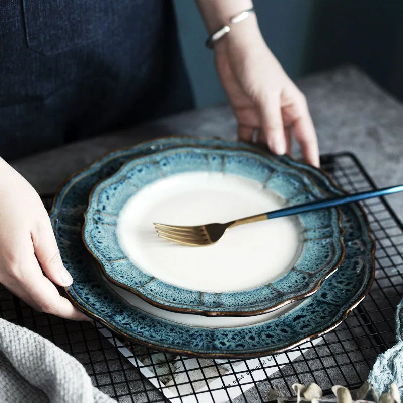 Gamme Crépuscule en céramique bleue : bol, assiette, tasse