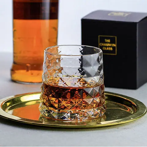 Verre à whisky à facettes Cerisier