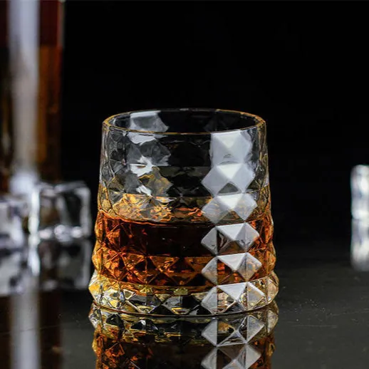 Verre à whisky à facettes Cerisier, vue 2