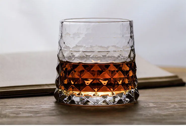 Verre à whisky à facettes Cerisier, vue 5