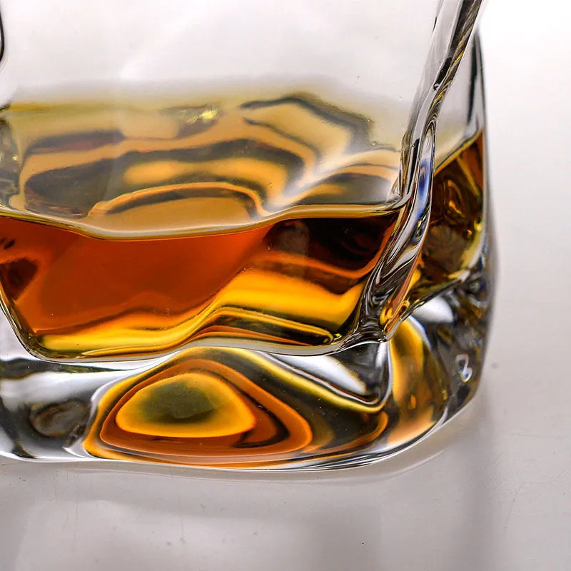 Verre à whisky japonais au design froissé Grâce, vue 4