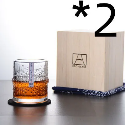 Verre à whisky japonais à relief vertical Raffinement, vue 2